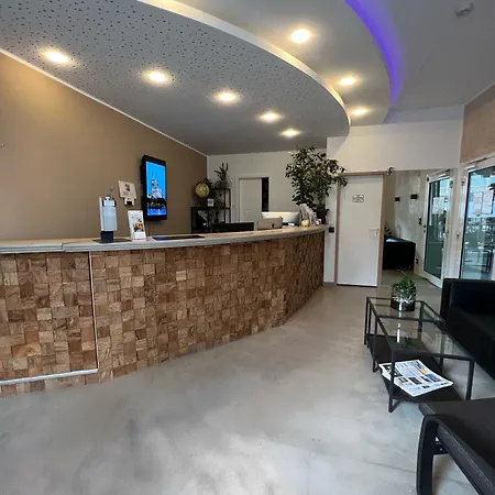 Otel Opera